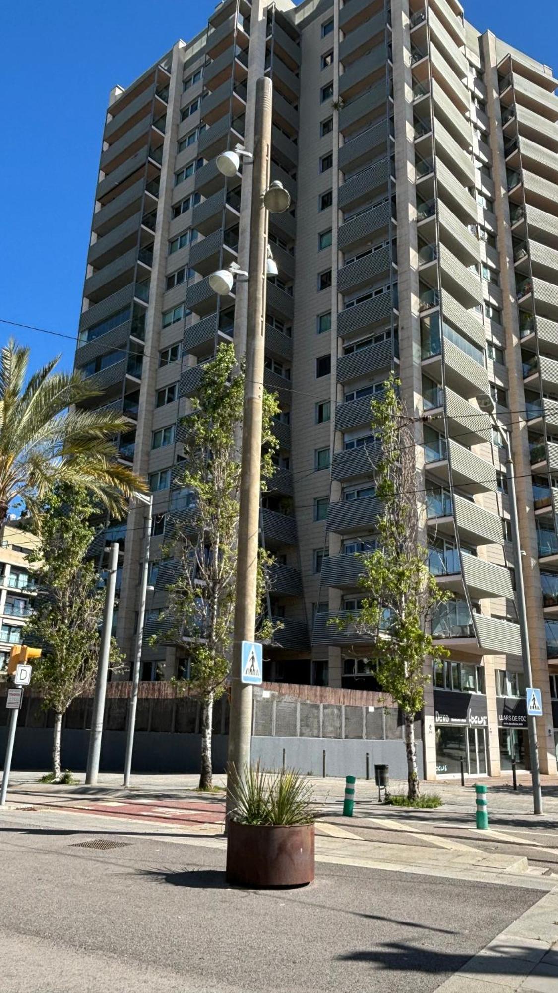 Torre Forum Apartment Sant Adria de Besos Exterior photo